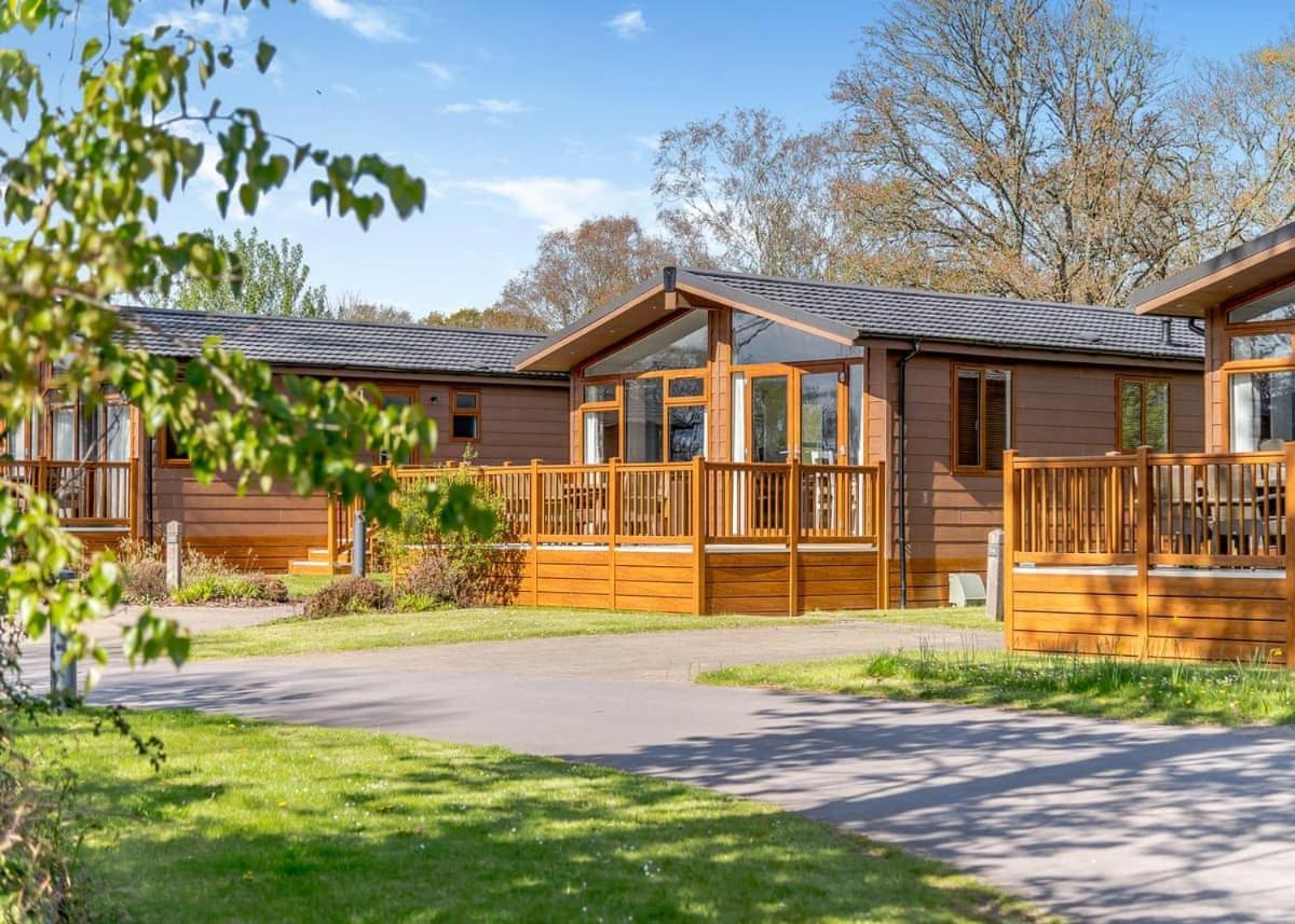 Wareham Forest Lodge Retreat Lytchett Minster Esterno foto